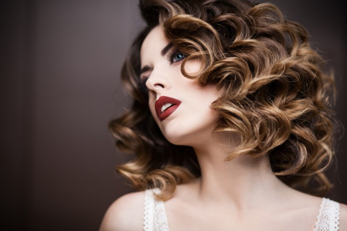 coiffure-noel-une