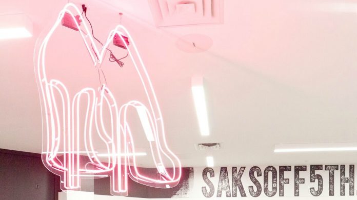 saks-off-5th-quebec
