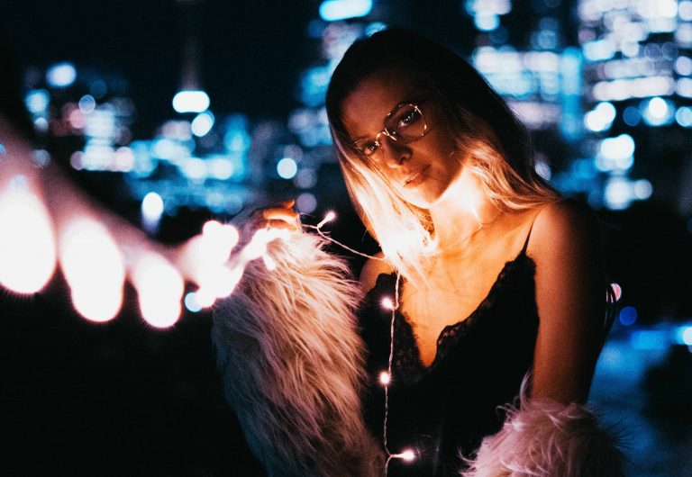 4 looks anti-paillettes pour les Fêtes