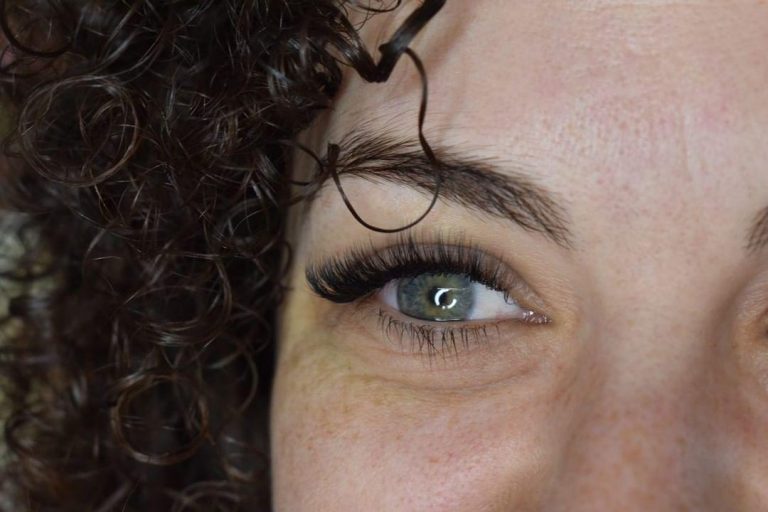 J’ai testé les extensions de cils et…