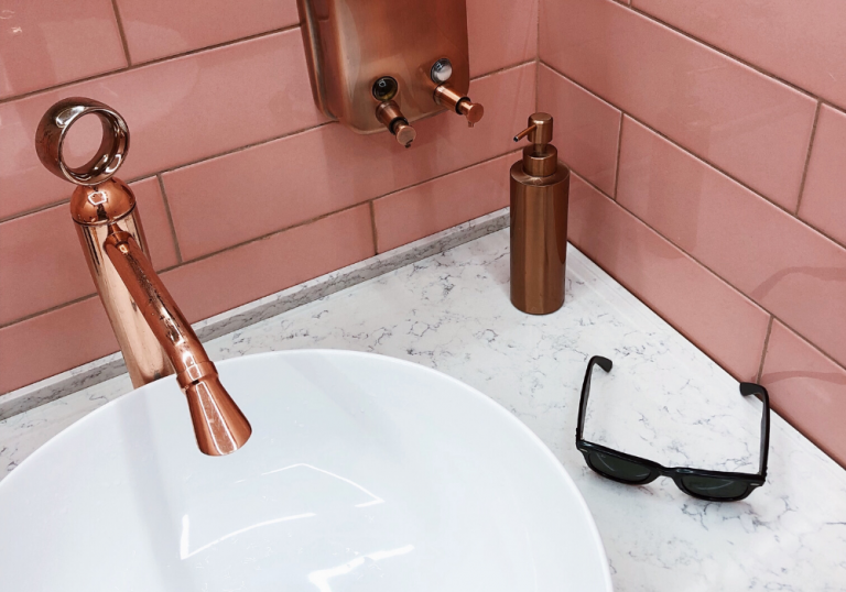 10 salles de bain uniques pour t&rsquo;inspirer… ou te faire peur!