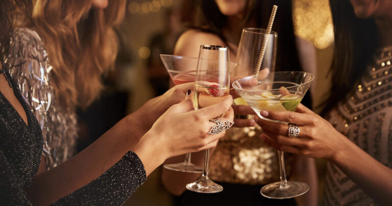 8 alcools pour trinquer québécois durant les Fêtes!