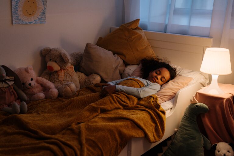 5 trucs pour faciliter la transition de la bassinette vers le lit de grand